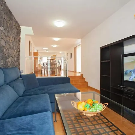 Playa Blanca Sleeps 6 Air Con Wifi * Playa Blanca (Lanzarote)