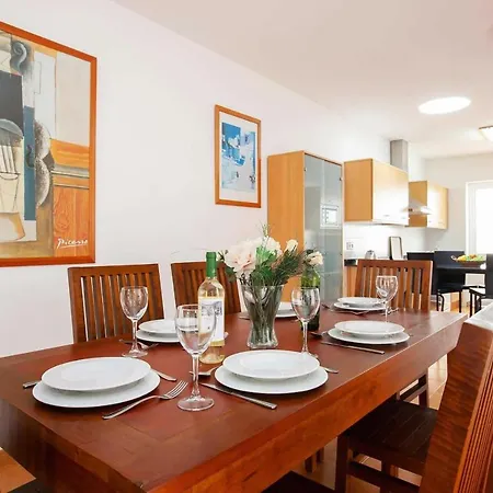 וילה Playa Blanca Sleeps 6 Air Con Wifi פלאיה בלנקה
